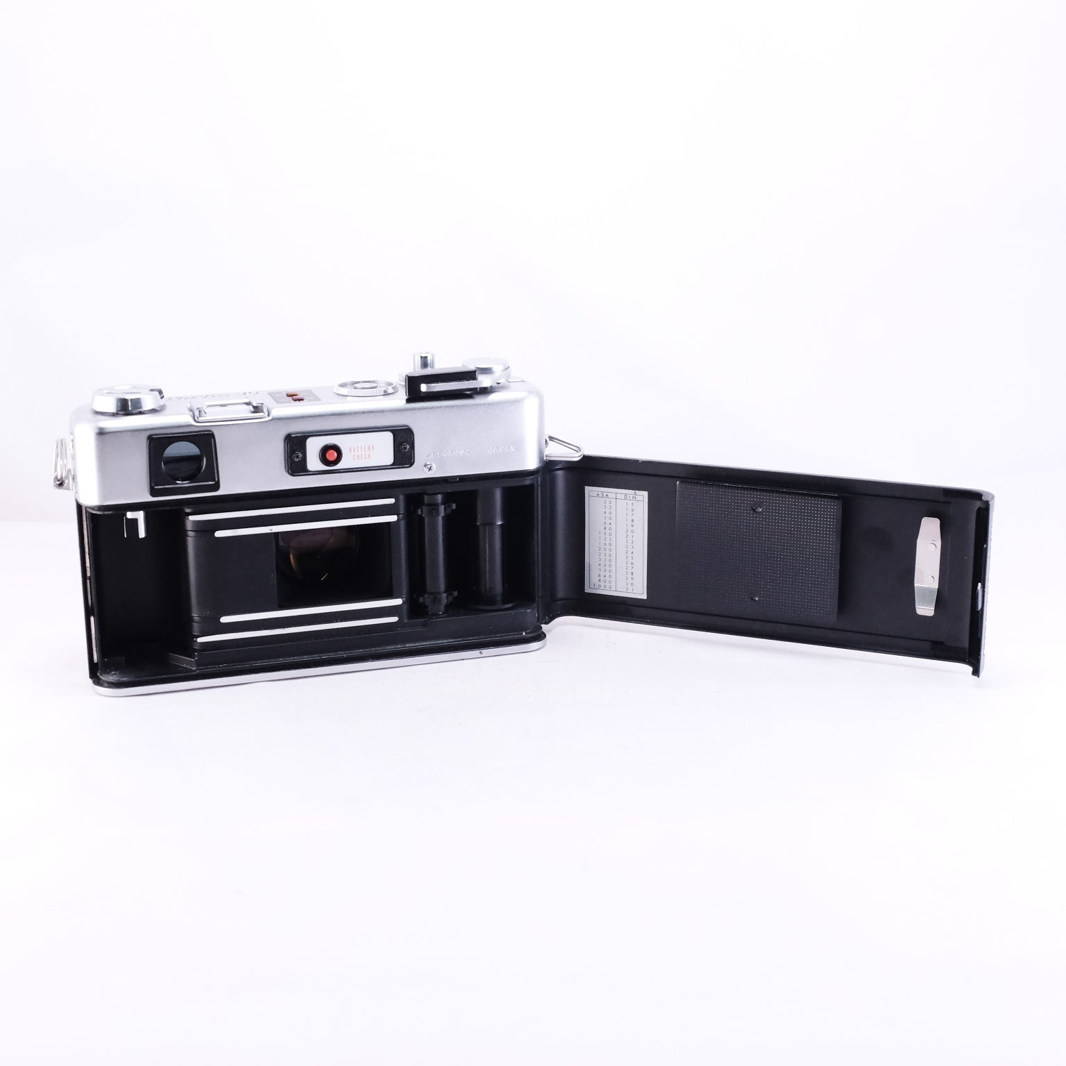 YASHICA ELECTRO 35 GS (silver)