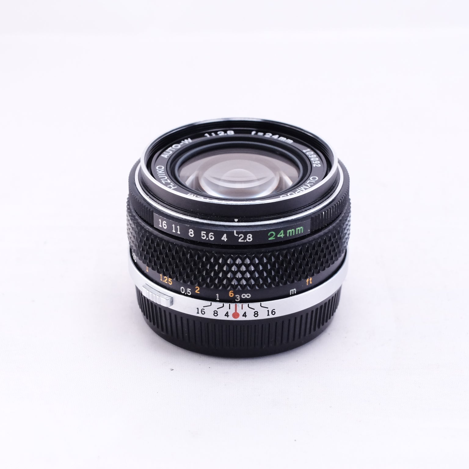 OLYMPUS OM H.ZUIKO AUTO-W 24mm F2.8 [OM]