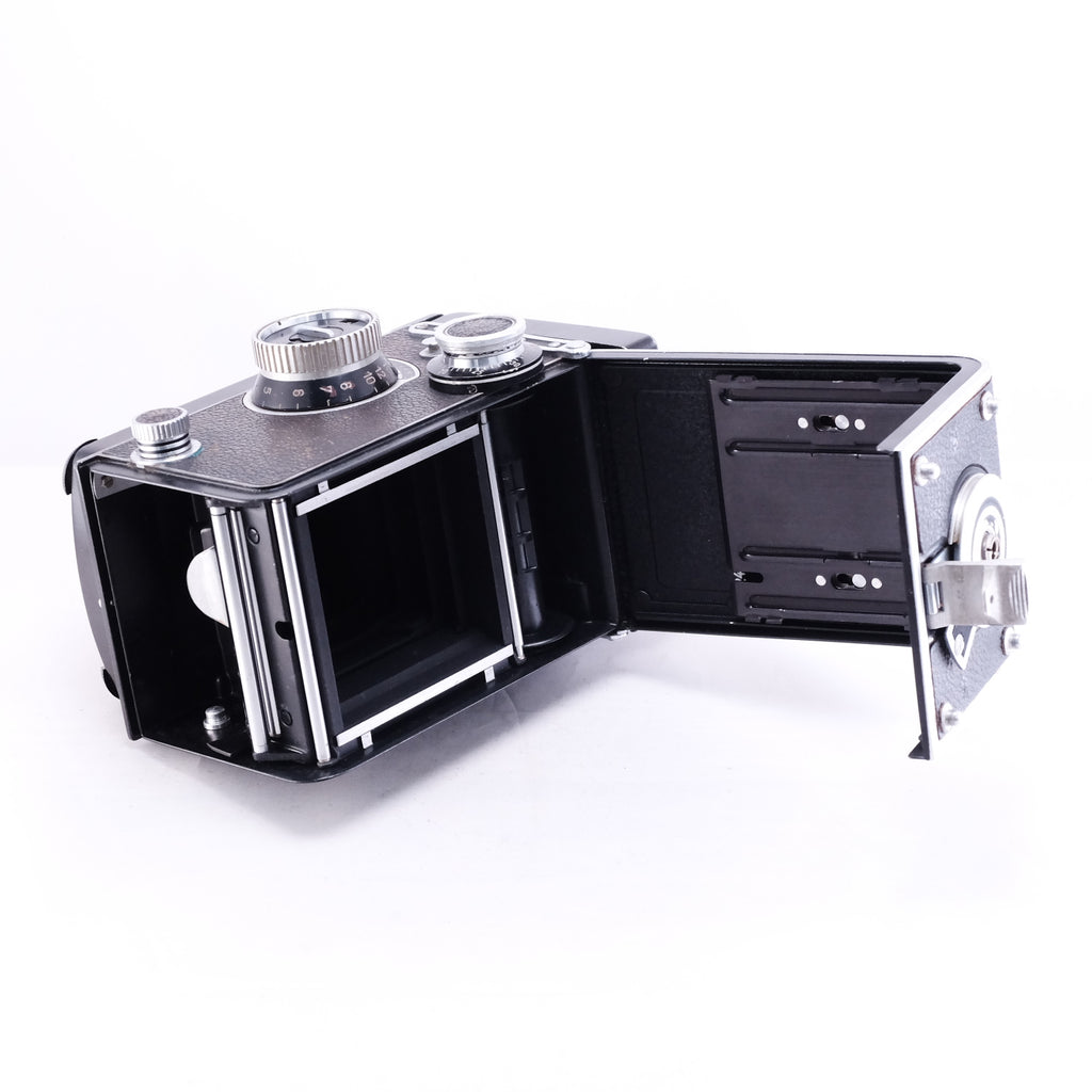 Rolleiflex 2.8c / Xenotar 80mm F2.8
