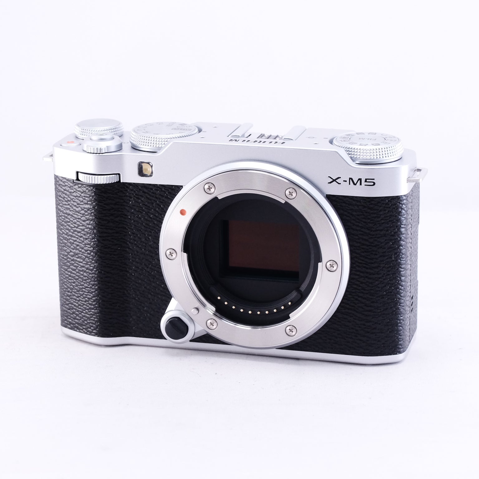 FUJIFILM X-M5 (シルバー）レンズキット XC15-45mm