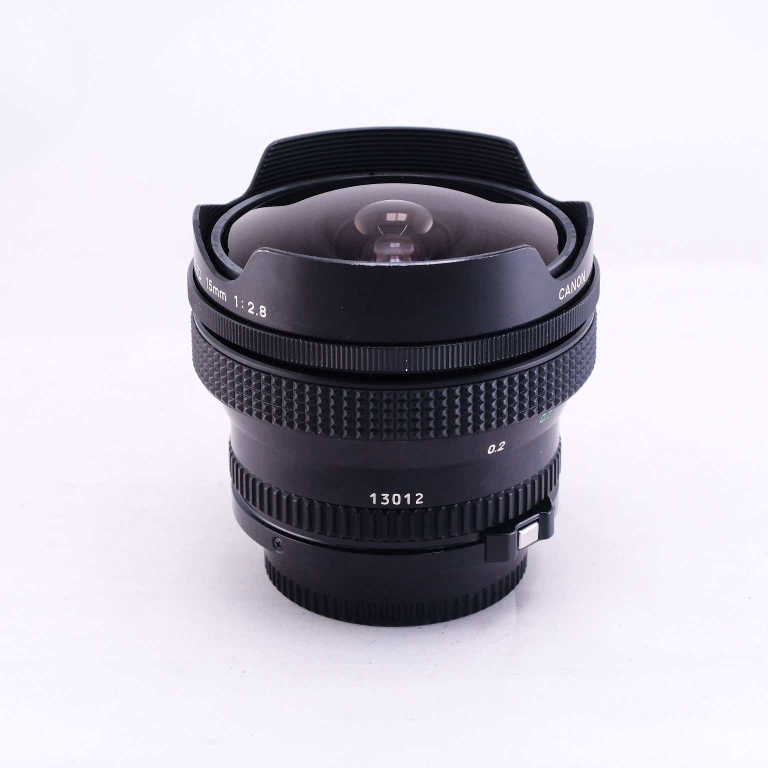 Canon FISHEYE NEW FD 15mm F2.8 [FD]