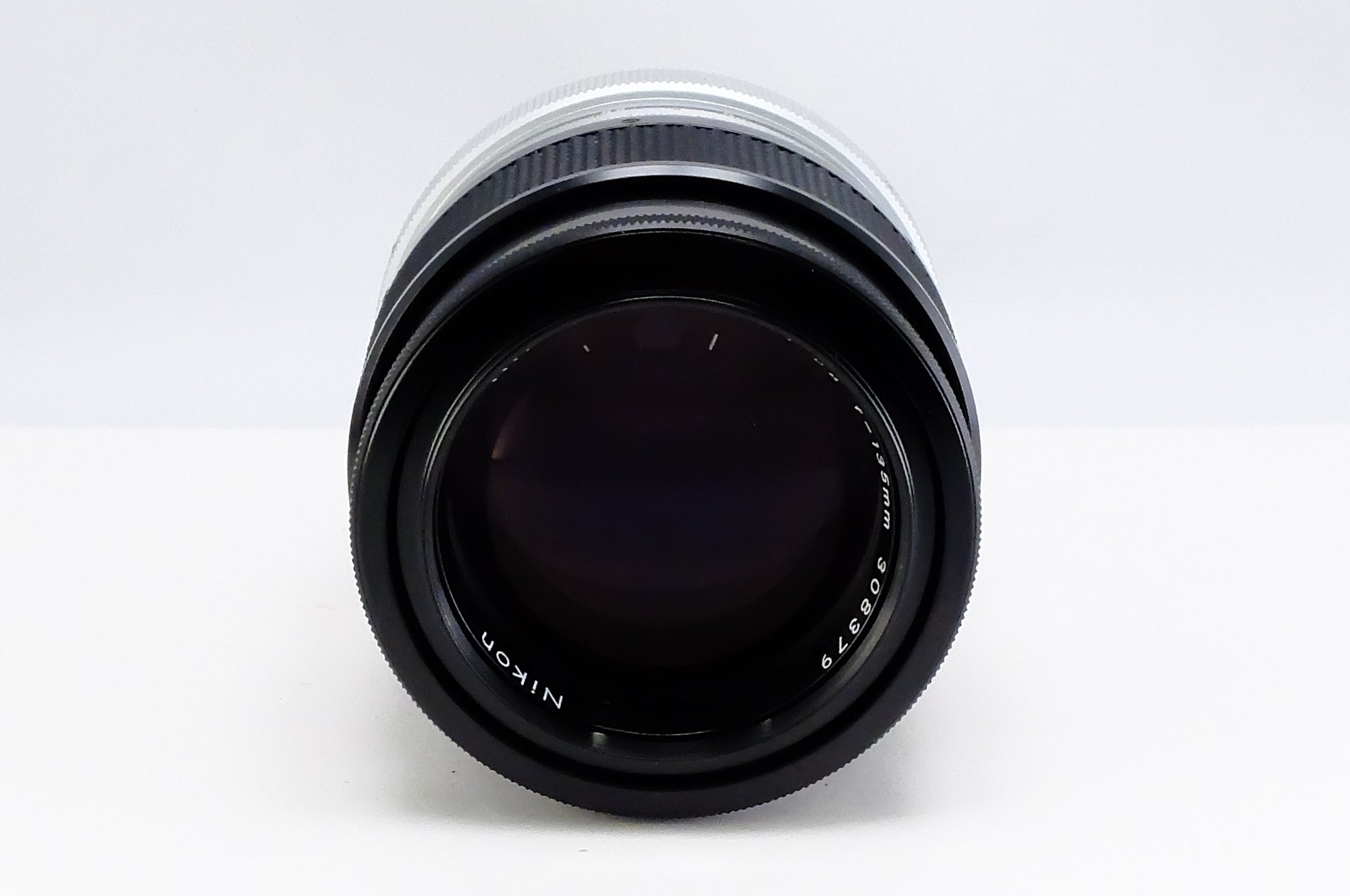 【Nikon】NIKKOR-Q Auto 135mm F2.8 非Ai [ニコンFマウント] [1210738763211] | 東京CAMERA