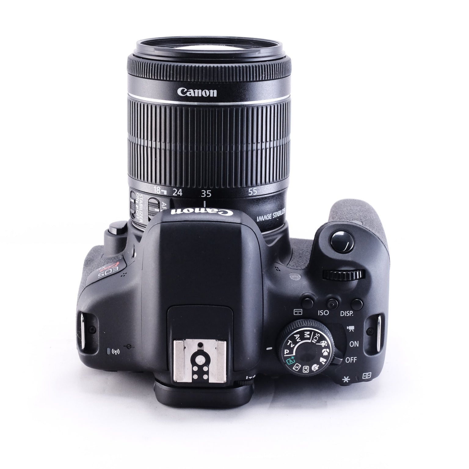 Canon EOS Kiss x8i + EF-S 18-55mm F3.5-5.6 IS STM