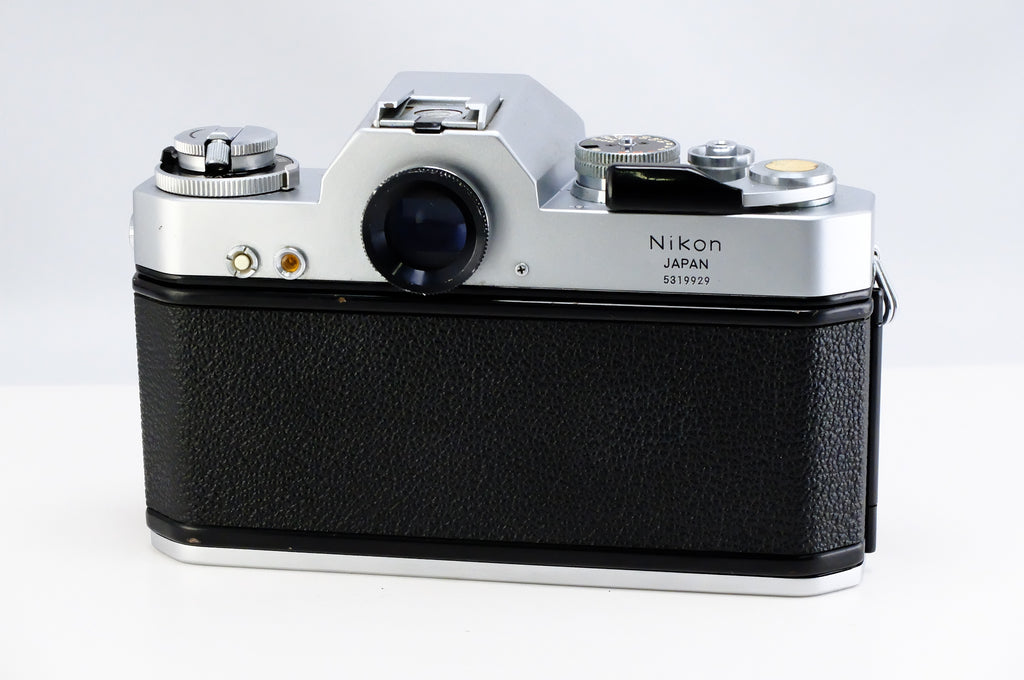 【Nikon】Nikomat EL (シルバー) + NIKKOR-S.C Auto 50mm F1.4 | 東京CAMERA