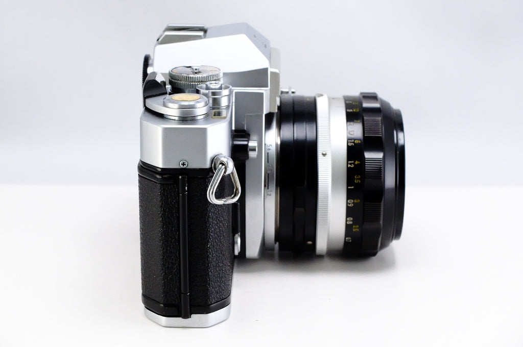 【Nikon】Nikomat EL (シルバー) + NIKKOR-S.C Auto 50mm F1.4 | 東京CAMERA