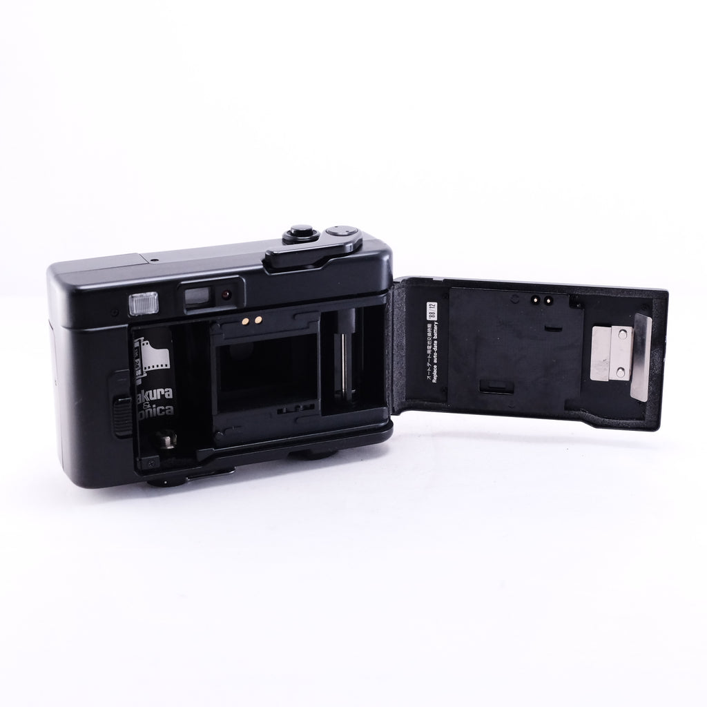 Konica EFJ AUTO DATE （Kodakフィルム＆電池付き）