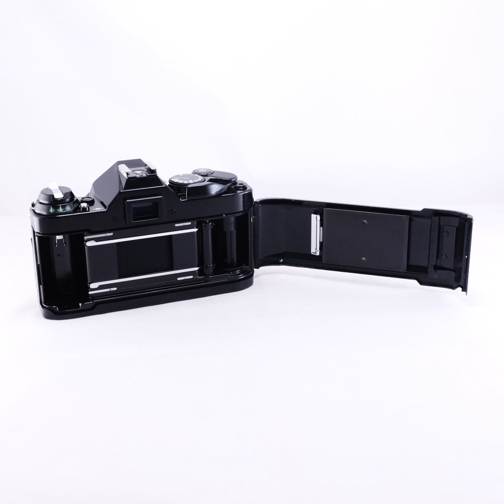 Canon AE-1 PROGRAM (Black) + New FD 50mm F1.8