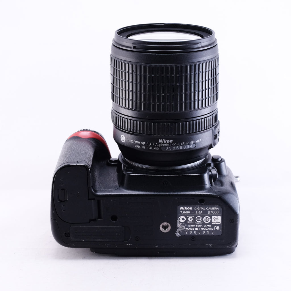 Nikon D7000 + AF-S DX NIKKOR 18-105mm F3.5-5.6G ED VR