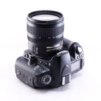 Nikon D80 + AF-S DX Zoom-Nikkor 18-70mm F3.5-4.5G IF-ED