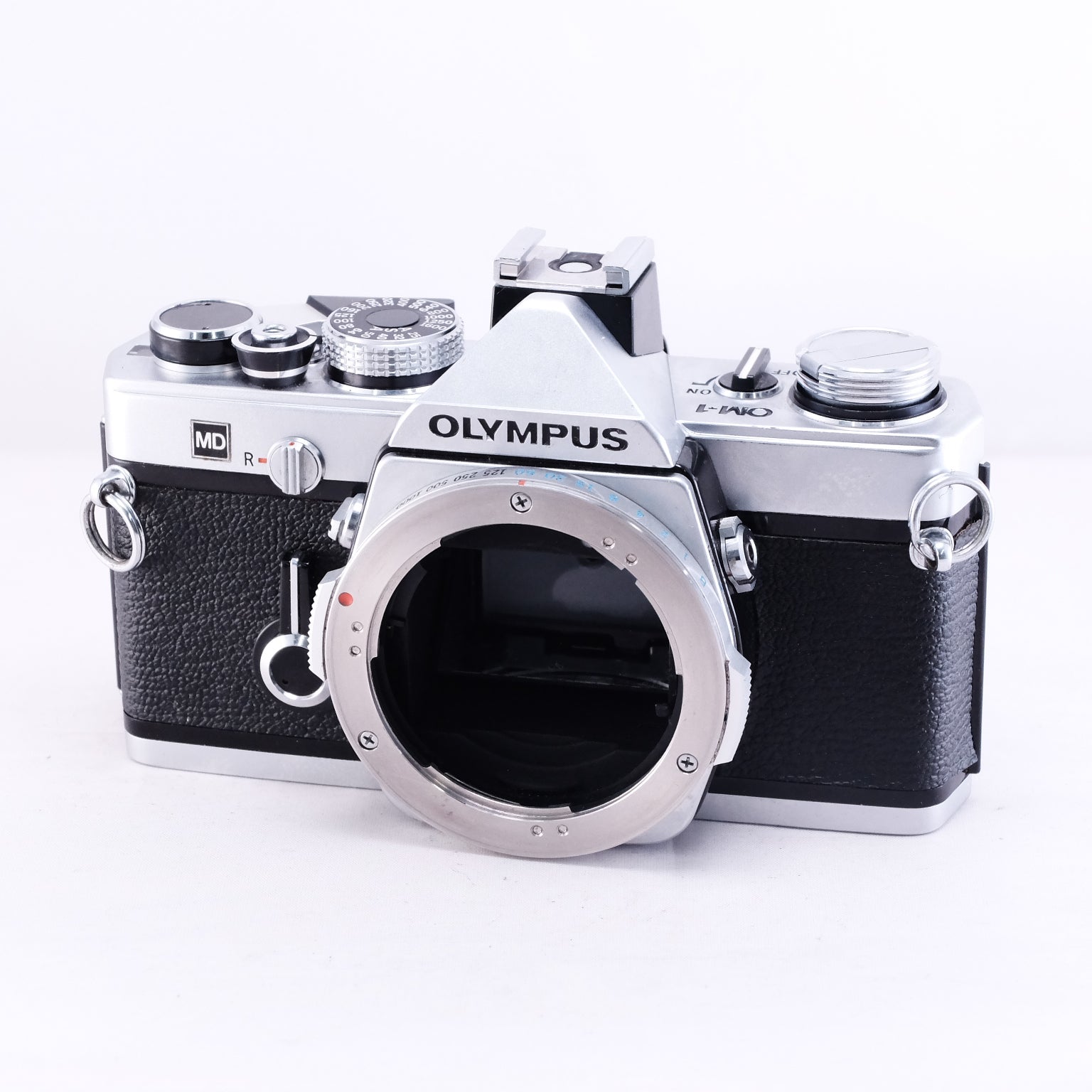 OLYMPUS OM-1 (Silver)
