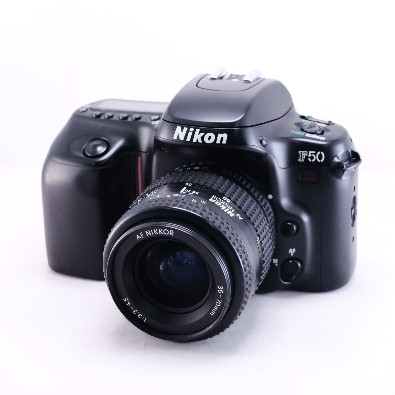 Nikon F50 + AF 35-70/3.3-4.5 (フィルム&電池付き)