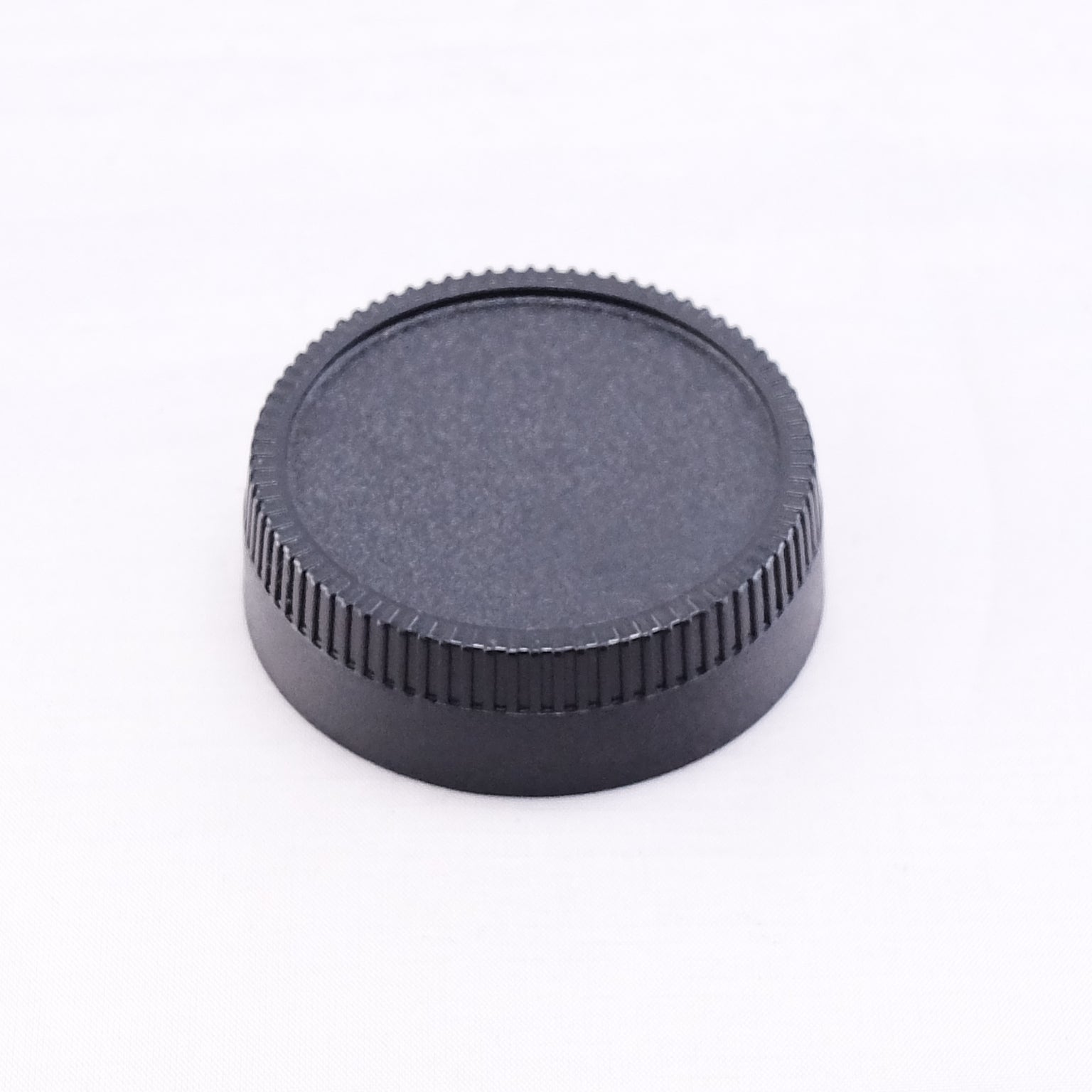 【Nikon】 Ai-s NIKKOR 50mm F1.8 [F] #1880156755132 | 東京CAMERA