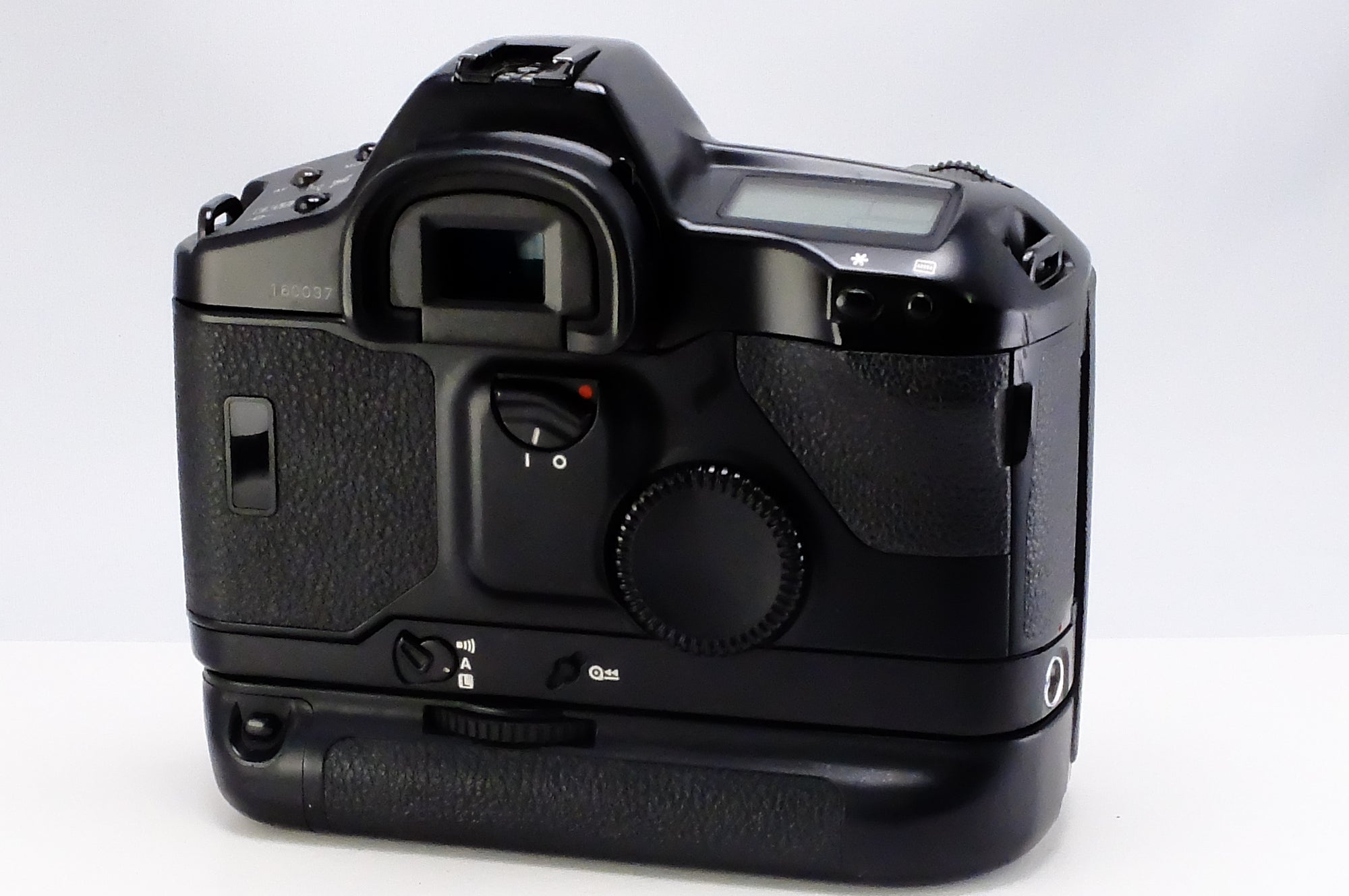 【Canon】EOS-1N + BP-E1 | 東京CAMERA