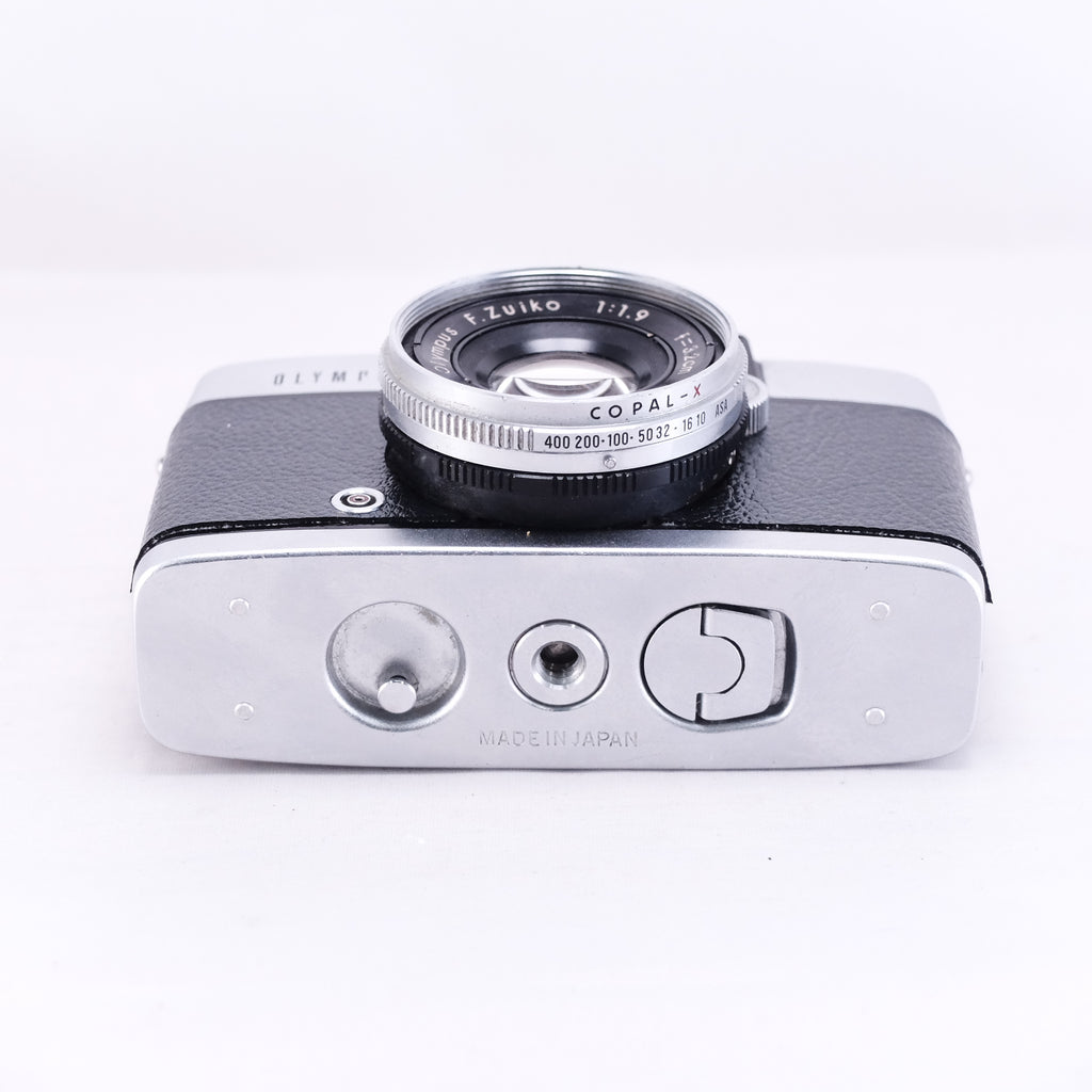 OLYMPUS PEN-D (Black Silver)