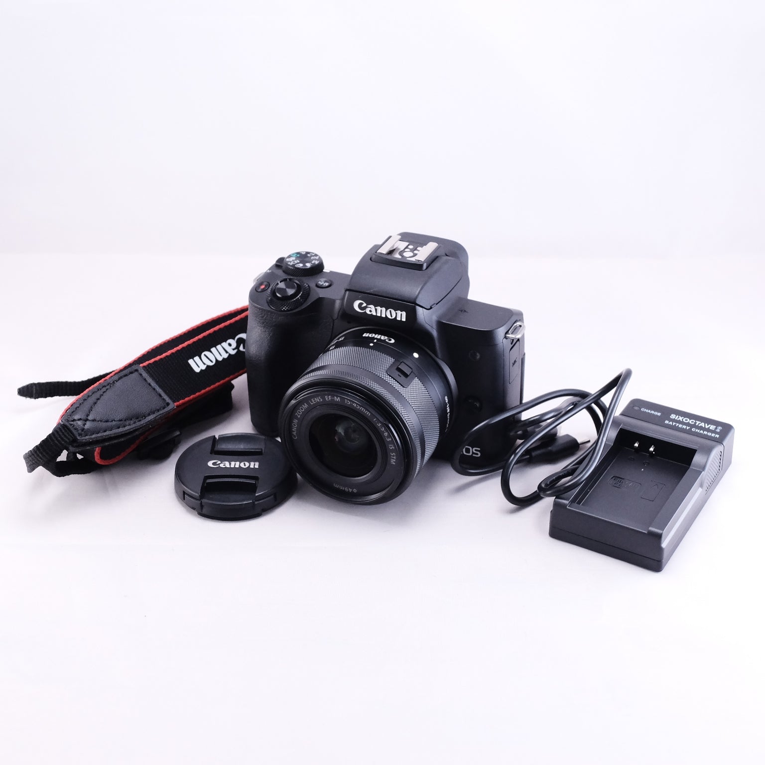 Canon EOS M50 (EOS Kiss M) + EF-M 15-45mm