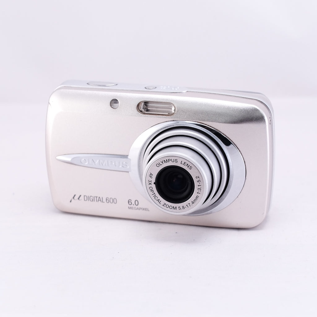 OLYMPUS μDIGITAL 600（メモリーカード&バッテリー/充電器付き）
