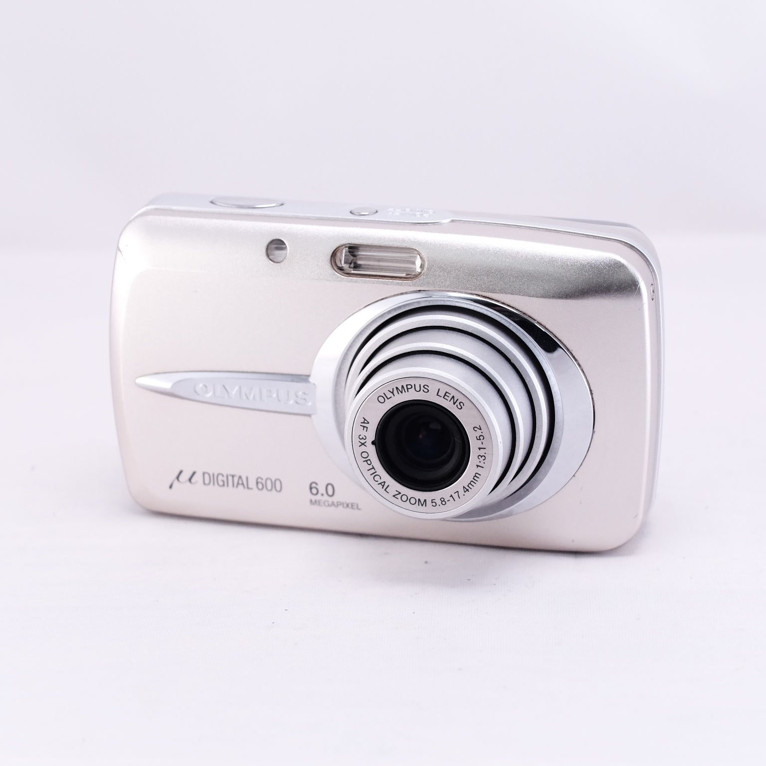 2005 OLYMPUS μDIGITAL 600（メモリーカード&バッテリー/充電器付き）