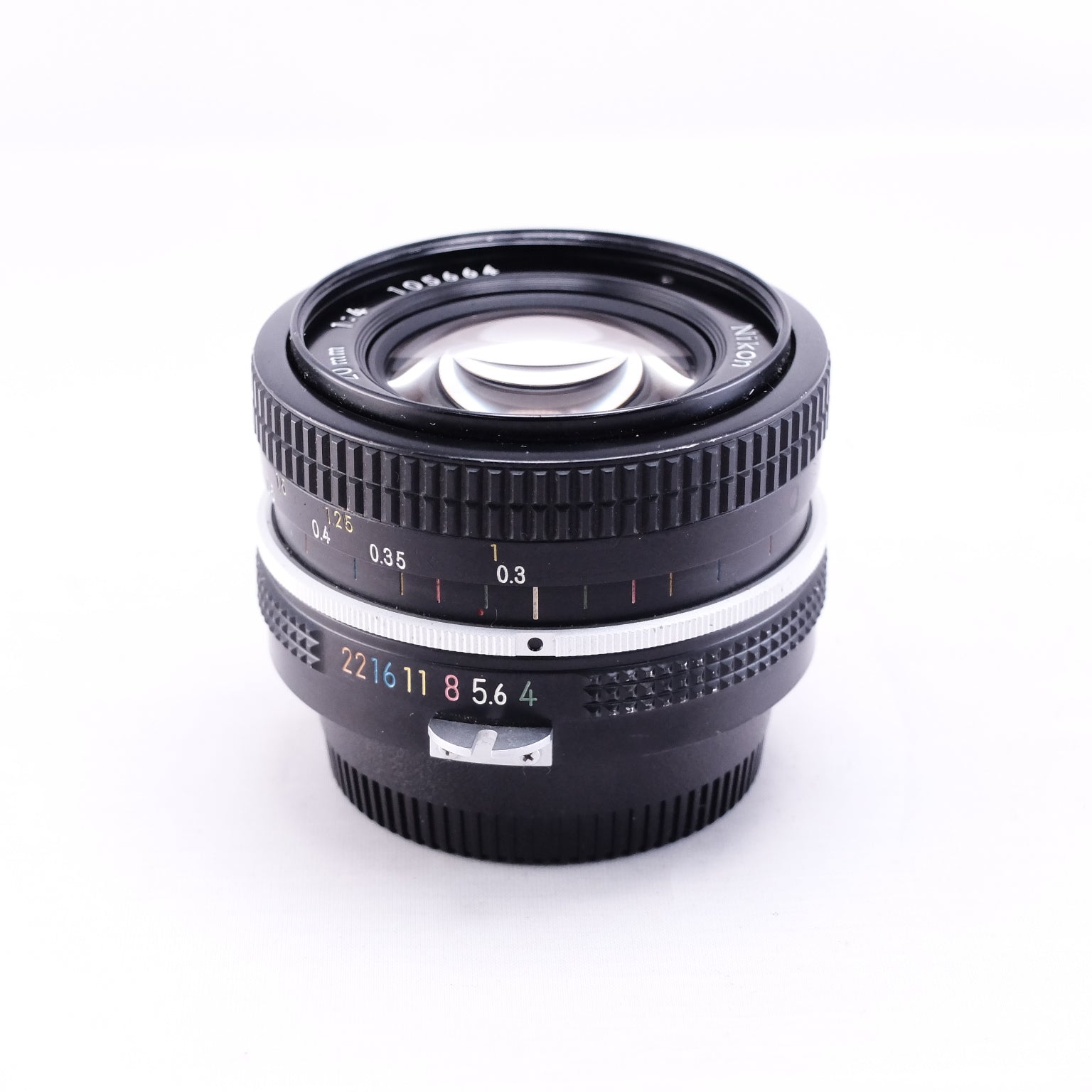 Nikon 非Ai NIKKOR 20mm F4 [F]