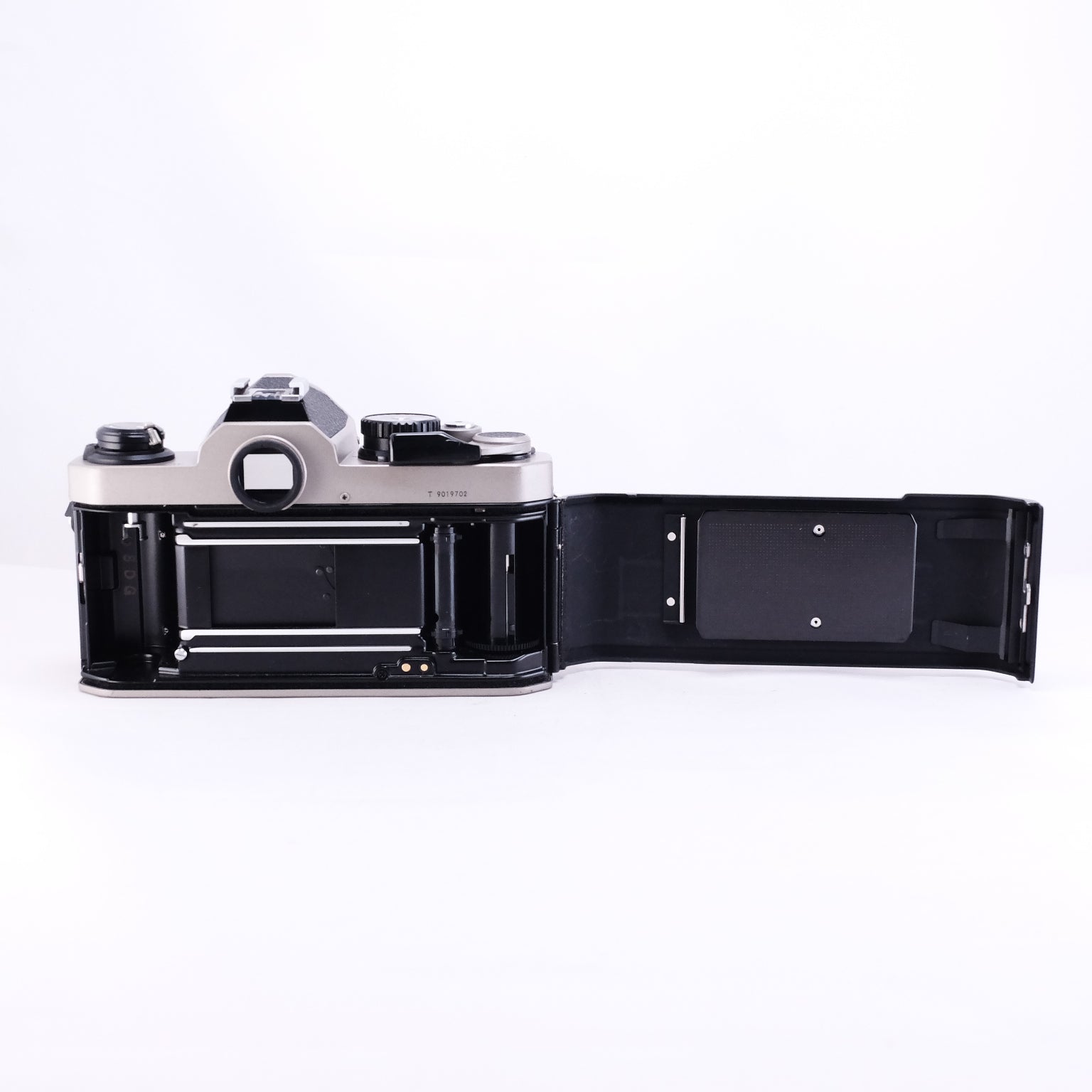 Nikon New FM2/T チタン