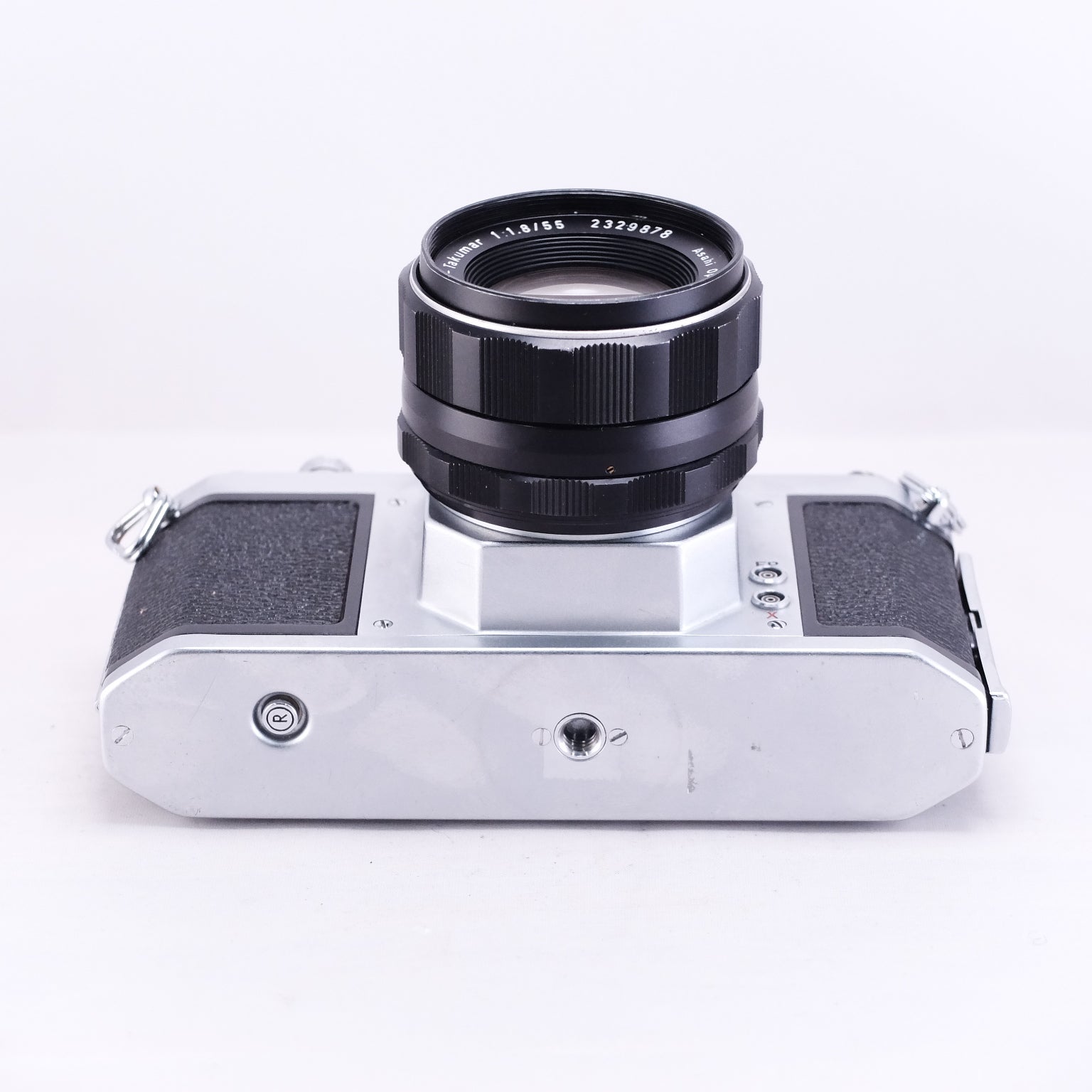 PENTAX SV (silver) + Super-Takumar 55mm F1.8