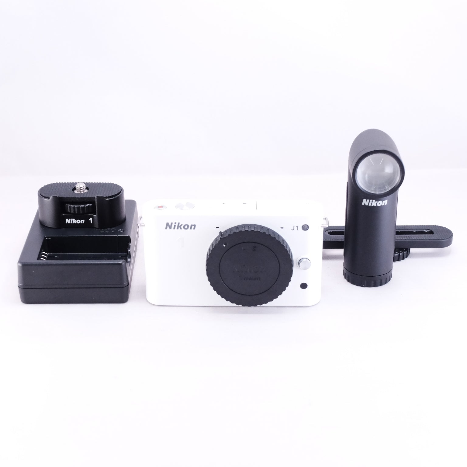 NIkon 1 J1（ホワイト）