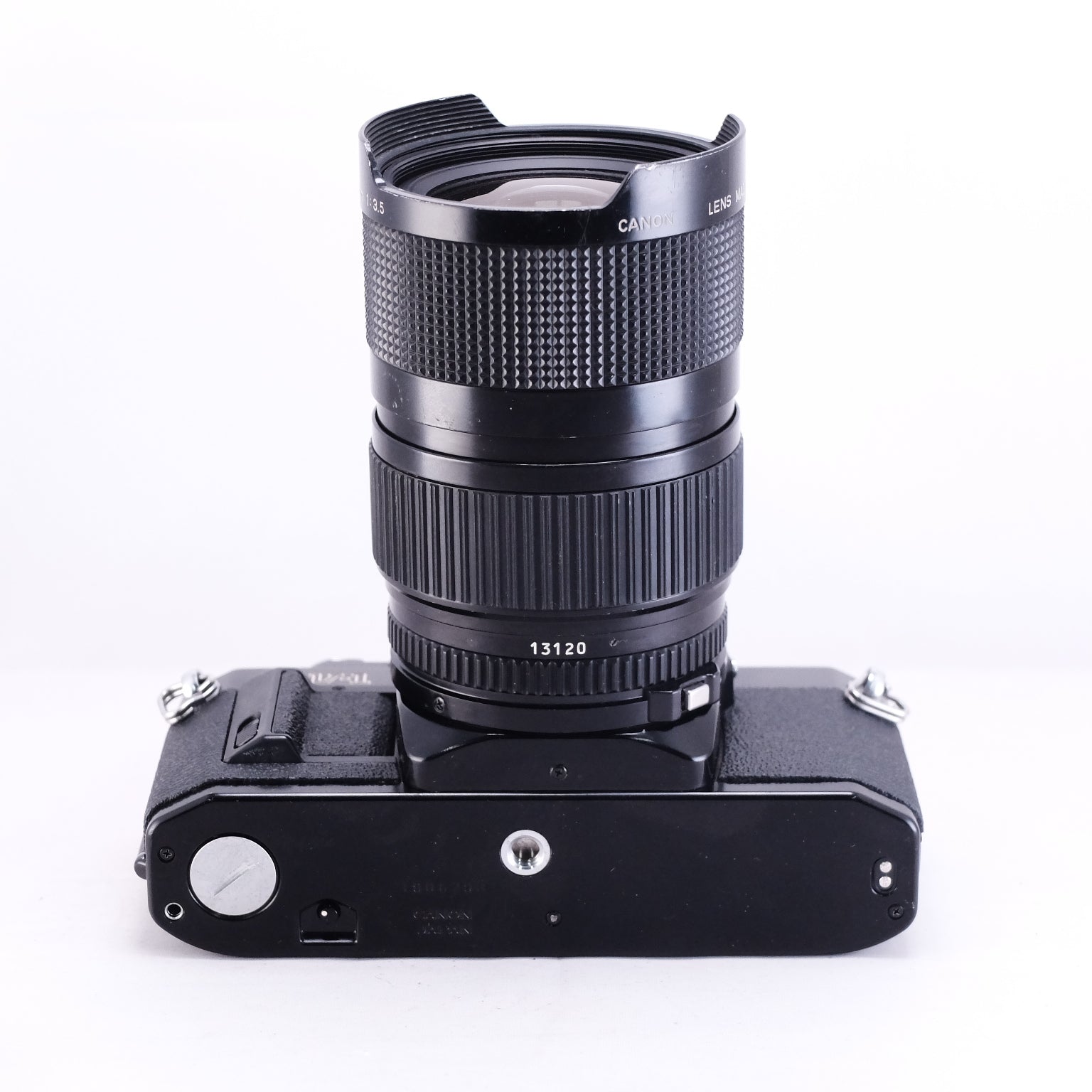 Canon AV-1 (Black) + CANON ZOOM LENS FD 28-50mm F3.5