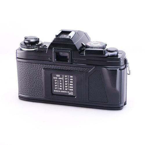 MINOLTA New X-700 Black + MD 50mm F1.7