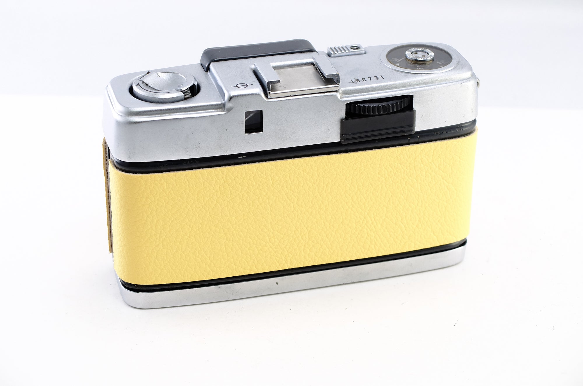 【OLYMPUS】PEN (Egg Yellow)　#1307122711136 | 東京CAMERA