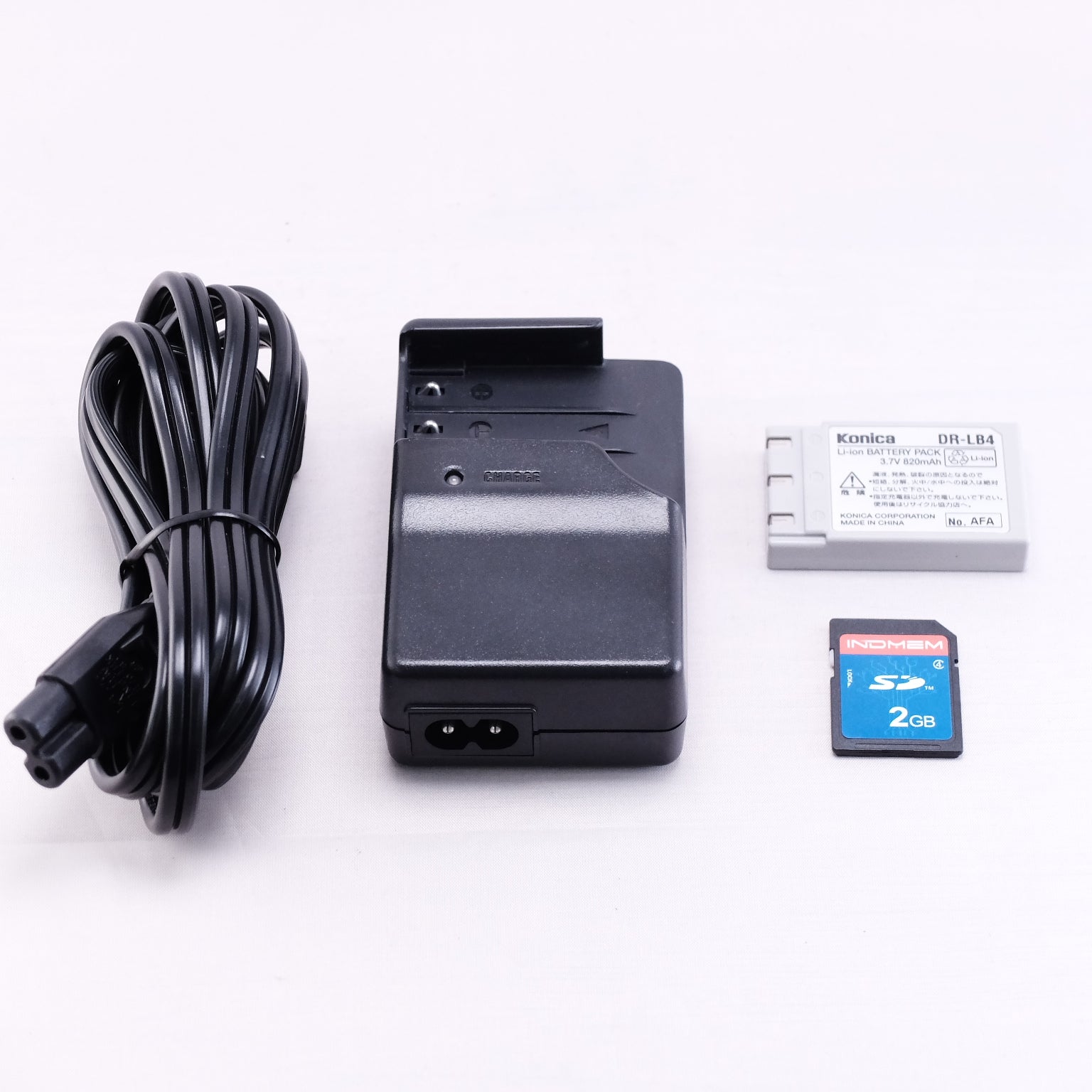 Konica Digital Revio KD-500Z（メモリーカード&バッテリー/充電器付き）