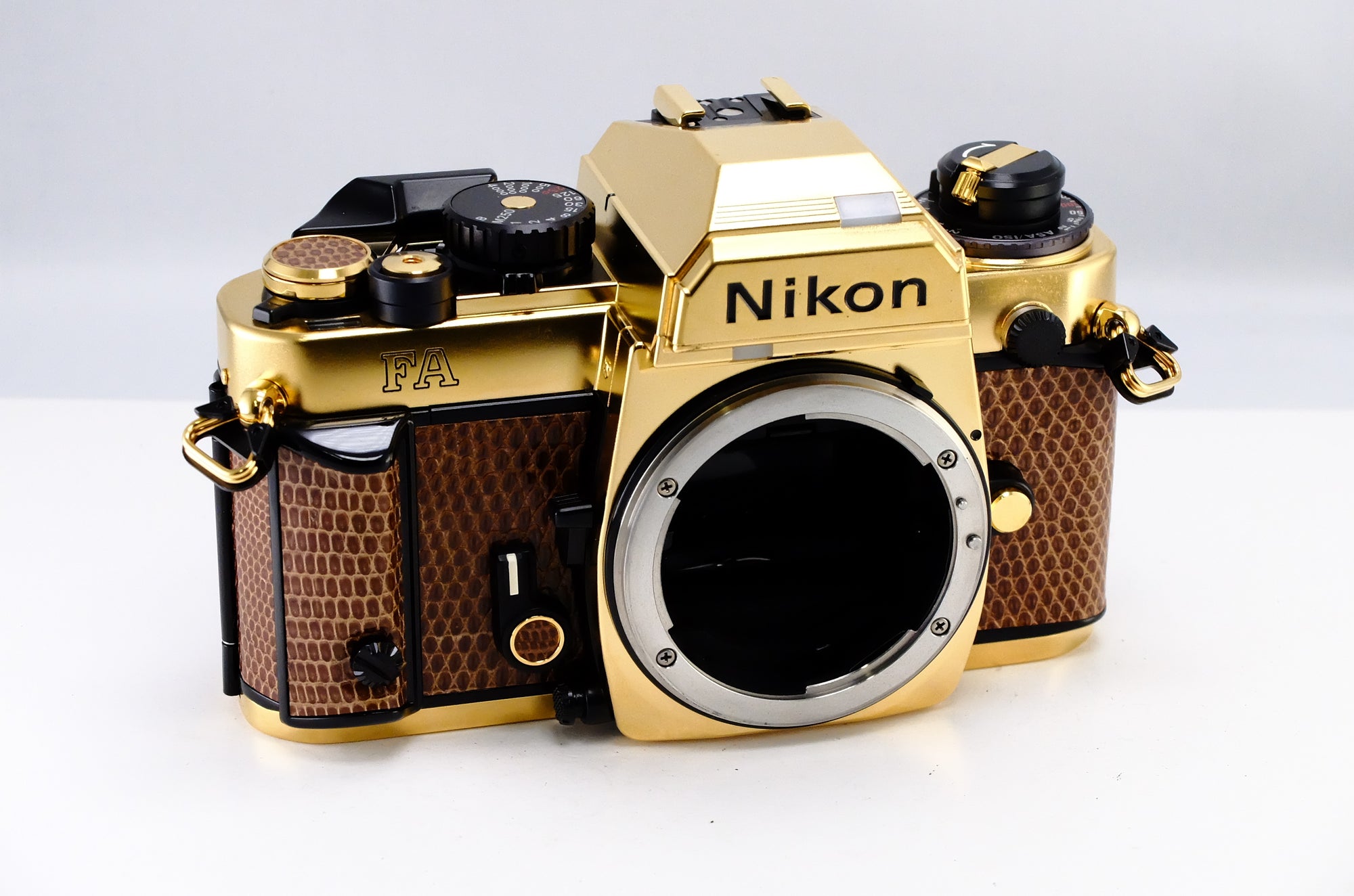 【Nikon】FA ゴールド + 50mm F1.4 Ai-s ゴールド | 東京CAMERA